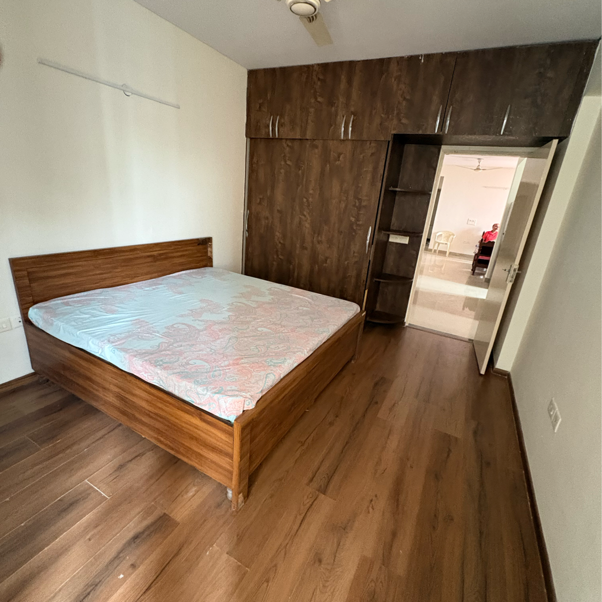 3 BHK + Extra Room Apartment For Rent in Imperia Esfera