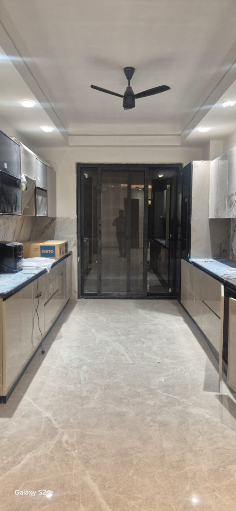 Kitchen, super-mart-1 3 Bedroom 2070 Sq.Ft. Builder Floor In Sector 27 Gurgaon 9380830