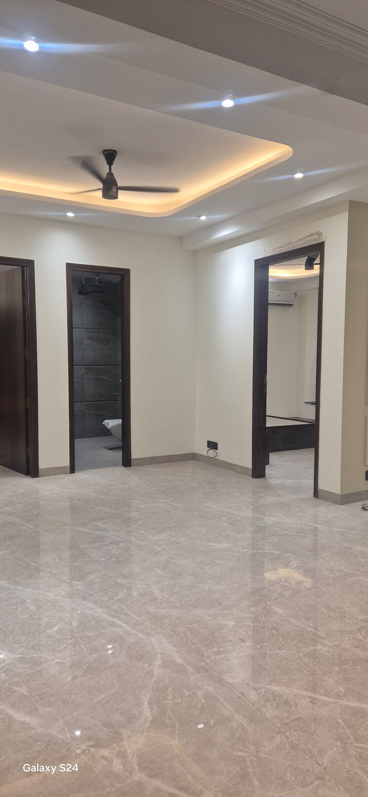 undefined, super-mart-1 3 Bedroom 2070 Sq.Ft. Builder Floor In Sector 27 Gurgaon 9380830