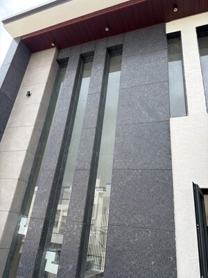 Building Lobby in 6 BHK Villa at Gomti Nagar – for Sale