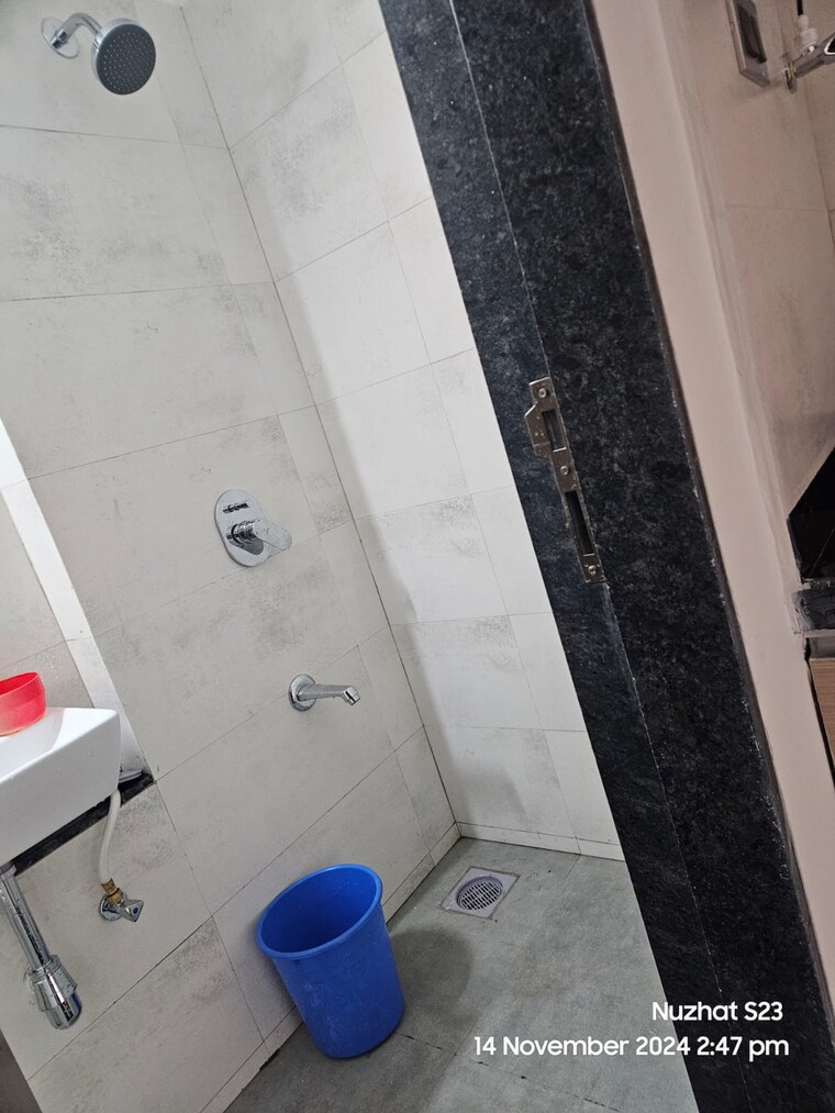 Bathroom, duville-riverdale-suites 1 Bedroom 350 Sq.Ft. Apartment In Kharadi Pune 9380821