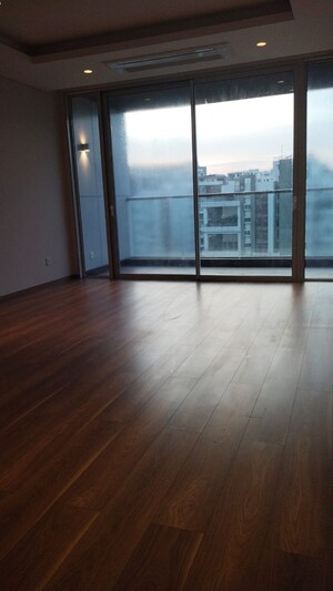 Room in 6 BHK Penthouse at Panchshil Towers, Kharadi – for Sale