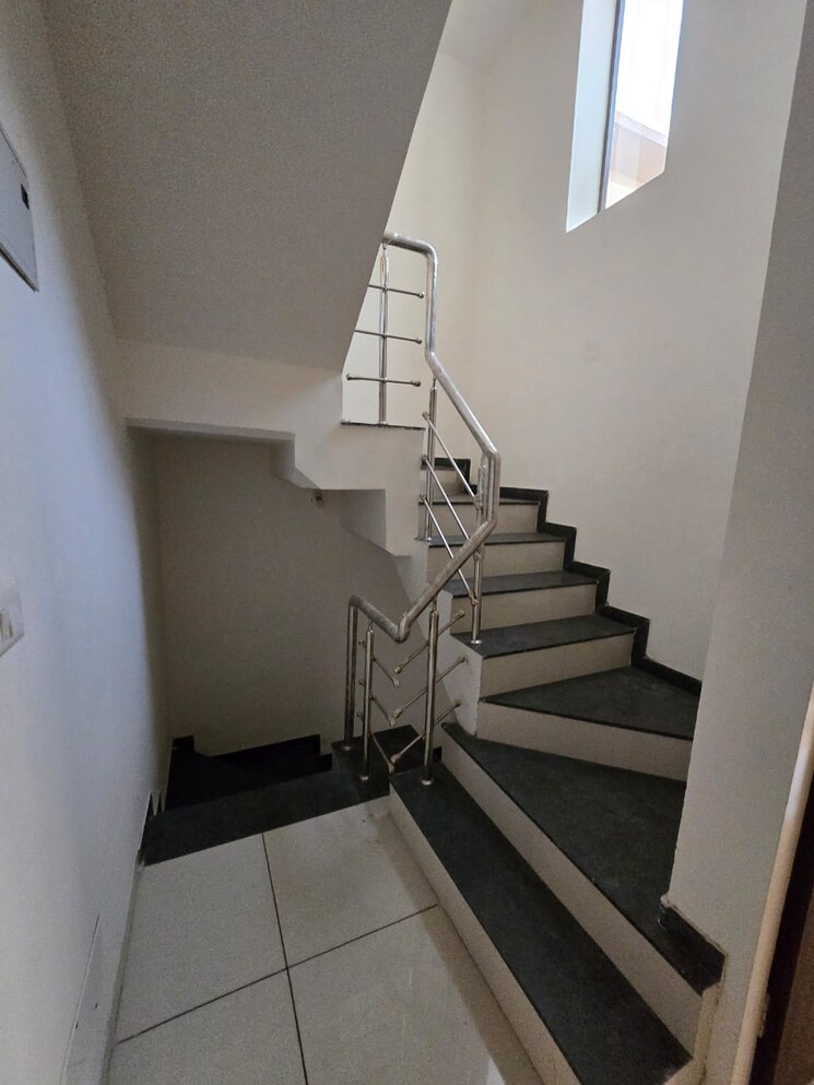 undefined, new vip road 4 Bedroom 2050 Sq.Ft. Independent House In New Vip Road Vadodara 9380868