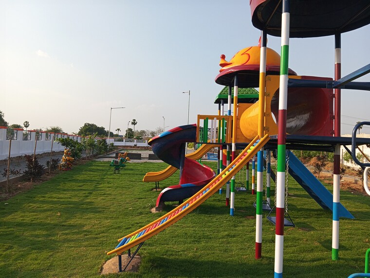 Garden, vasudaika-henley-woods  223 Sq.Yd. Plot In Nagreddipalli Hyderabad 9380878