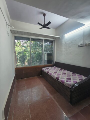Bedroom in 1.5 BHK Apartment at Shami Vasant Vihar CHS Ltd, Vasant Vihar – for Rent