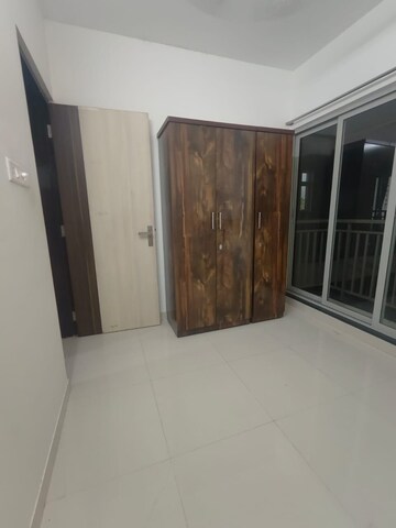 Room in 2 BHK Apartment at Ashar Metro Towers, Vartak Nagar – for Rent