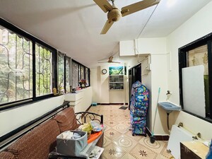 Master Bedroom in 2 BHK Apartment at Seawoods – for Rent