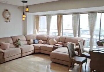 Gym in 4 BHK Apartment at Kohinoor Apartment Andheri West, Andheri West – for Rent