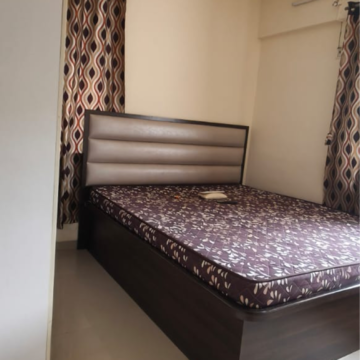 1 BHK Apartment For Sale in Green Square, Pratha Pushp Society