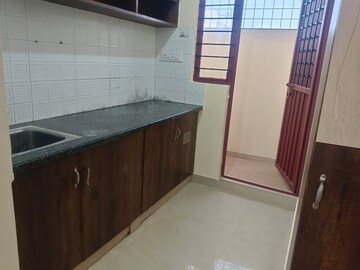 Kitchen in 2 BHK Builder Floor at Ejipura – for Rent