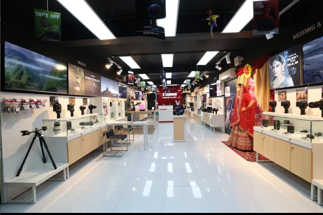 Showroom For Rent in Gomti Nagar