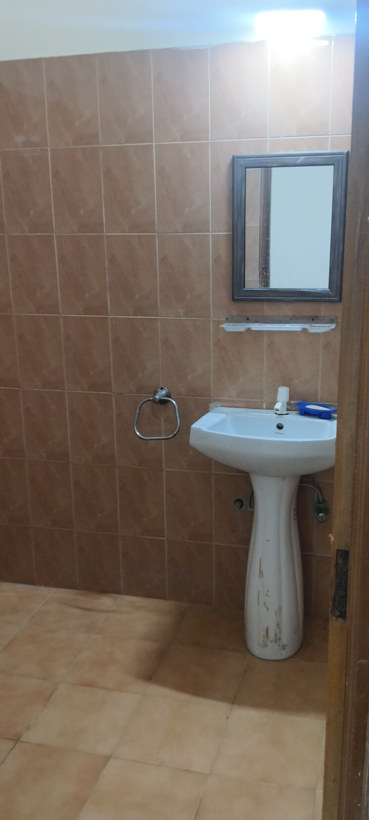 Master Bedroom, rwa-apartments-sector-50 3 Bedroom 162 Sq.Mt. Villa In Sector 50 Noida 9380956