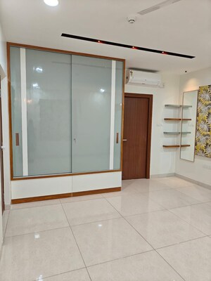 Room in 3 BHK Apartment at Golf Edge, Gachibowli – for Rent