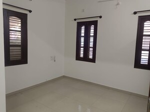Room in 2 BHK Apartment at Koramangala – for Rent