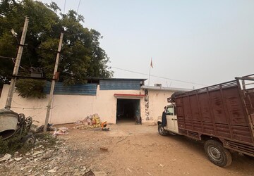 Warehouse – Exterior View View at Bijnor Road - for Rent