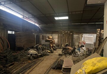 Parking in  Warehouse at Bijnor Road – for Rent