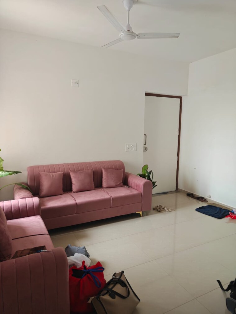 Living Room, shela 3 Bedroom 1550 Sq.Ft. Apartment In Shela Ahmedabad 9381008