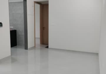 Room in 2 BHK Apartment at Tricity Montview, Sanpada – for Rent