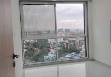 Room in 2 BHK Apartment at Tricity Montview, Sanpada – for Rent