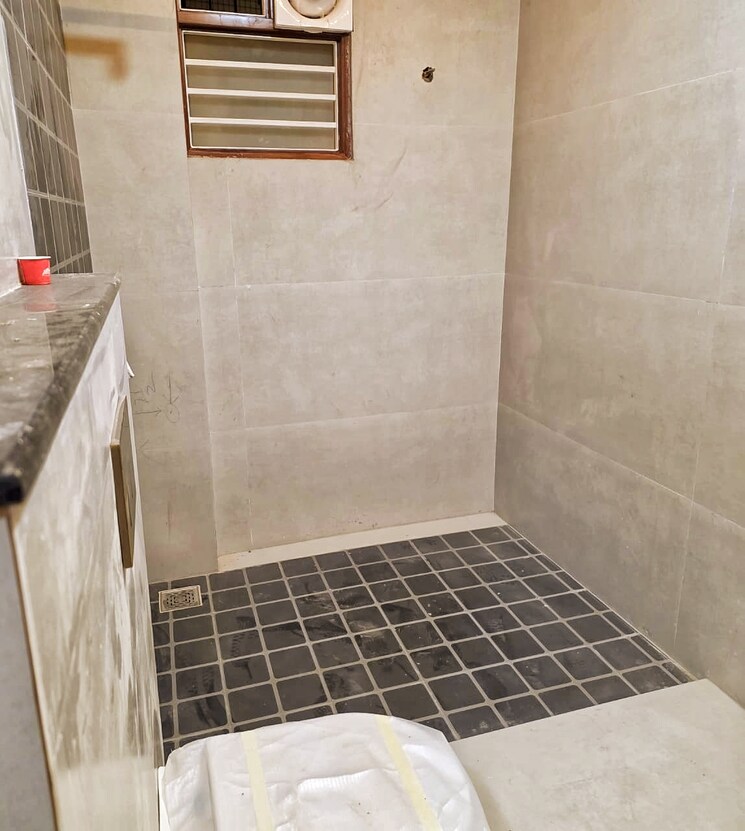 Bathroom, mansarovar extension 5 Bedroom 200 Sq.Yd. Independent House In Mansarovar Extension Jaipur 9380997