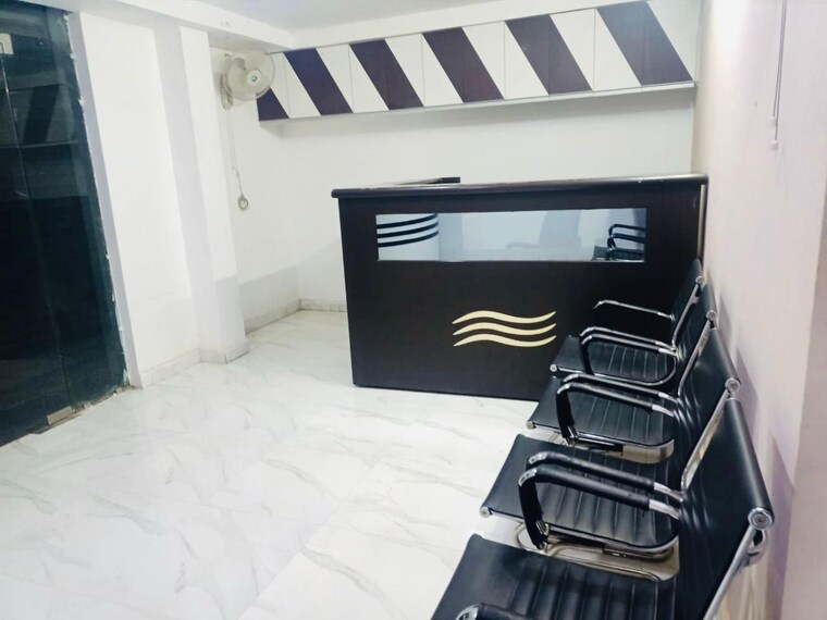 undefined, faizabad road Commercial Office Space 1000 Sq.Ft. In Faizabad Road Lucknow 9381010