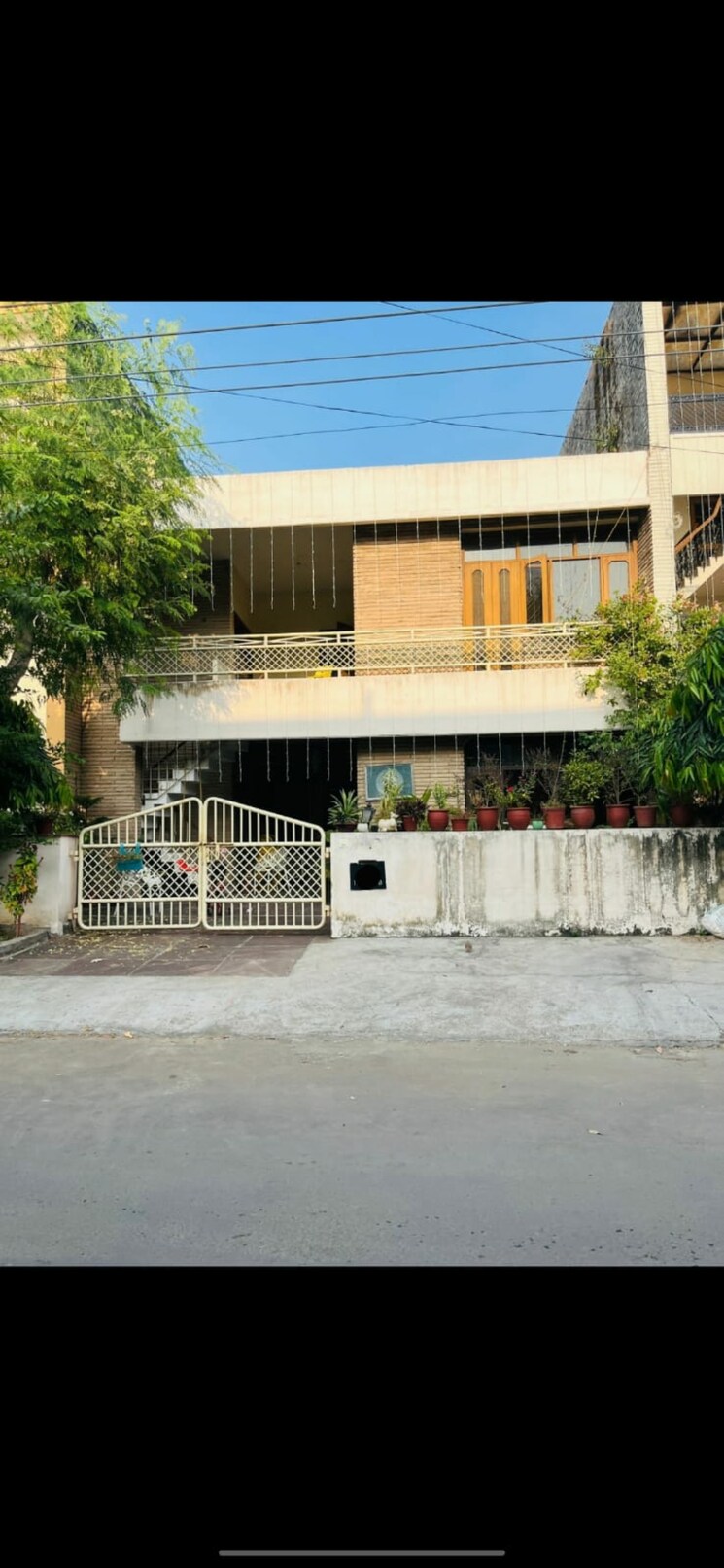 Exterior View, sector 44 5 Bedroom 250 Sq.Yd. Independent House In Sector 44 Chandigarh 9381035