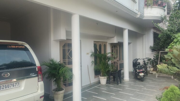 Gym, indira nagar 4 Bedroom 2800 Sq.Ft. Independent House In Indira Nagar Lucknow 9381042