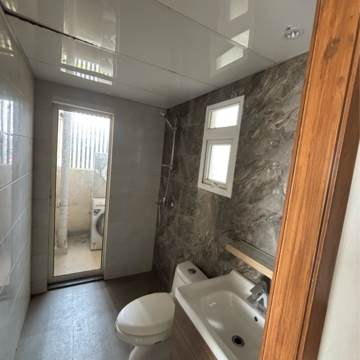 Bathroom in 3 BHK Apartment at Tulip Yellow, Sector 69 – for Rent