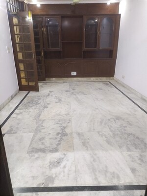 Living Room in 2 BHK Builder Floor at Chittaranjan Park – for Rent