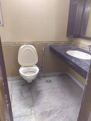 Attached Bathroom in 2 BHK Builder Floor at Chittaranjan Park – for Rent