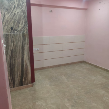 Room in 3 BHK Independent House at Sector 9 – for Rent
