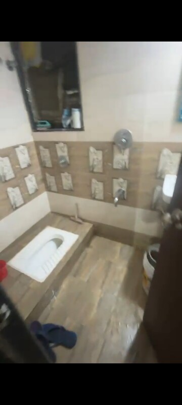 Floor Plan in 1 BHK Apartment at Kurla East – for Rent