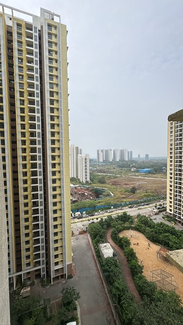 1 BHK Apartment For Rent in Runwal Gardens, Dombivli East