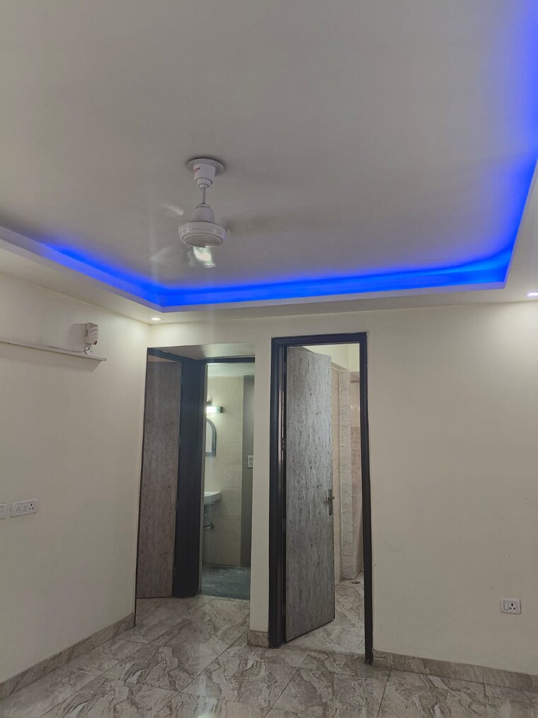 undefined, vasant kunj 3 Bedroom 1600 Sq.Ft. Apartment In Vasant Kunj Delhi 9381162