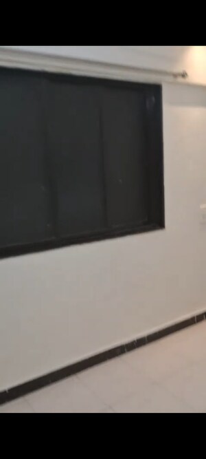 Room in 1 BHK Apartment at Kurla East – for Rent