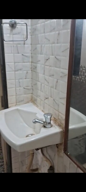 Bathroom in 1 BHK Apartment at Kurla East – for Rent