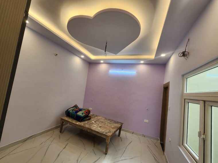 undefined, indira nagar 3.5 Bedroom 1000 Sq.Ft. Independent House In Indira Nagar Lucknow 9381170