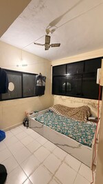 1 BHK 550 Sq.Ft. Independent House in Zara Building 