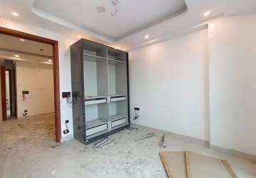 Room in 1 BHK Apartment at DGS Sheetal Deep, Nalasopara West – for Sale