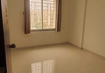 Room in 2 BHK Apartment at Shree Palaash Oak, Baner – for Rent