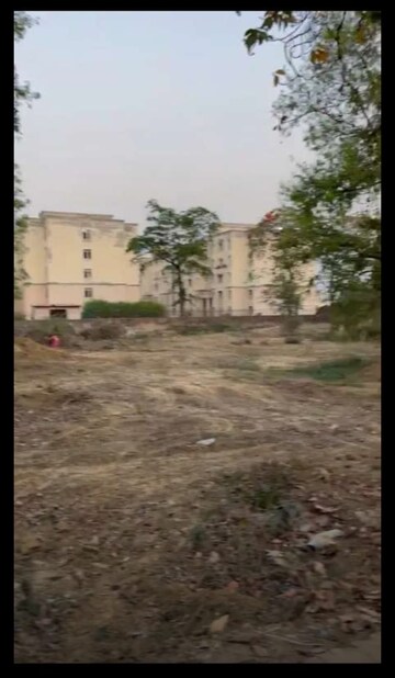  Land – Garden View at Gomti Nagar - for Rent