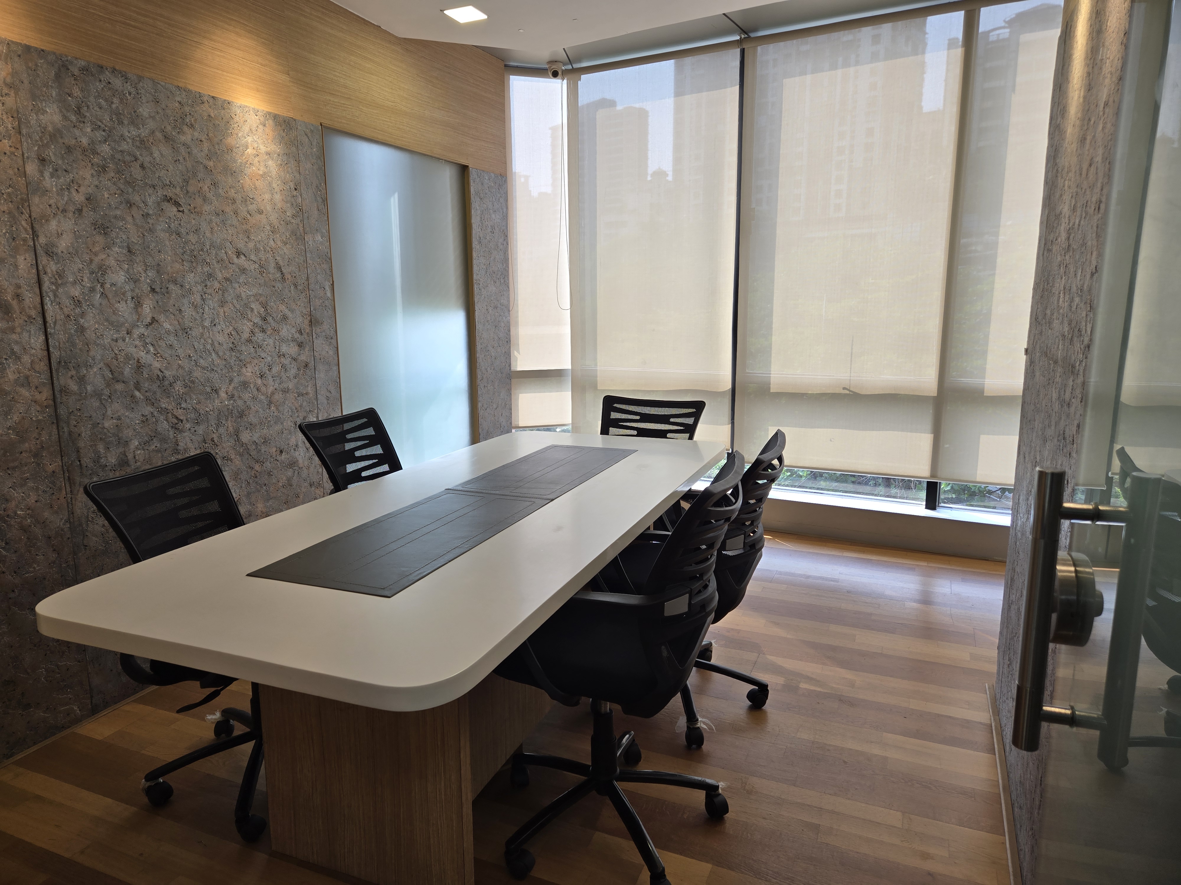 Office Space For Rent in Garnet Paladium