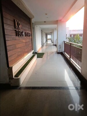 Building Lobby in 3.5 BHK Apartment at Omaxe City, Omaxe City – for Rent