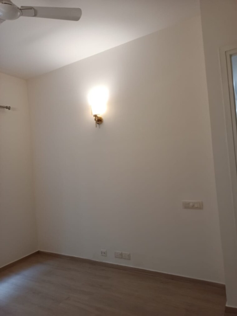 Room, ireo-skyon 2 Bedroom 1374 Sq.Ft. Apartment In Sector 60 Gurgaon 9381237