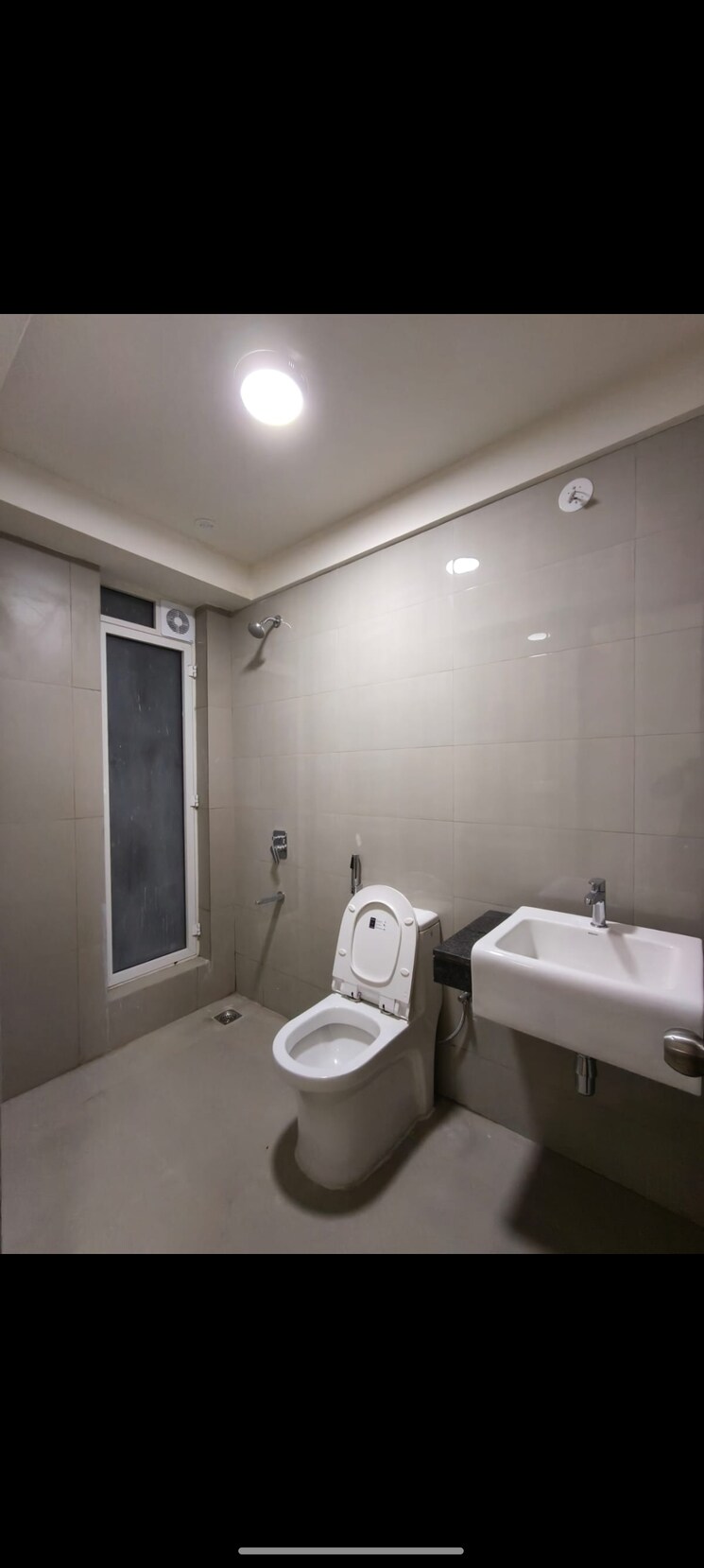 Bathroom, thane west Pg For Girls In Thane West 9381247