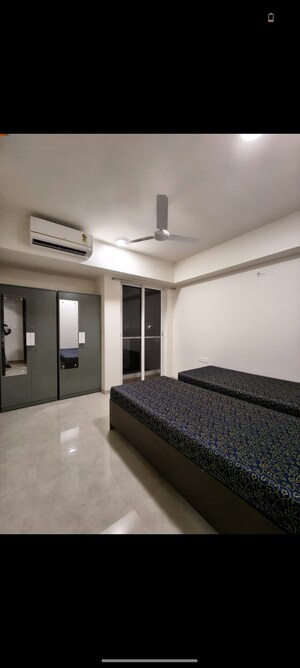 Bedroom in  Pg at Thane West – for Rent