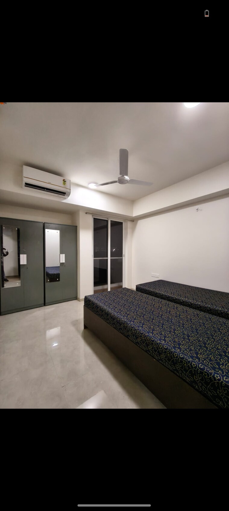 Bedroom, thane west Pg For Girls In Thane West 9381247
