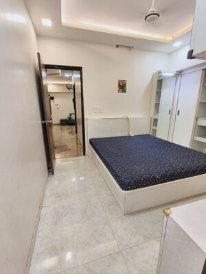 Bedroom in 2 BHK Apartment at Lodha Amara, Kolshet Road – for Rent