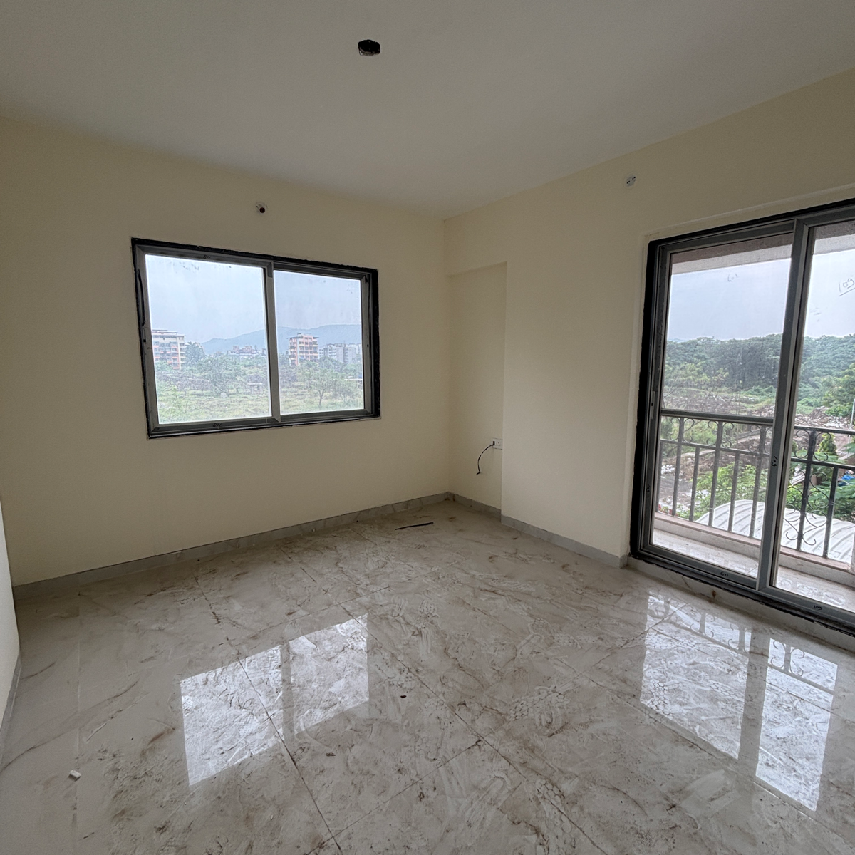 2 BHK + Pooja Room Apartment For Sale in Vaishnav Siddhi Apartment