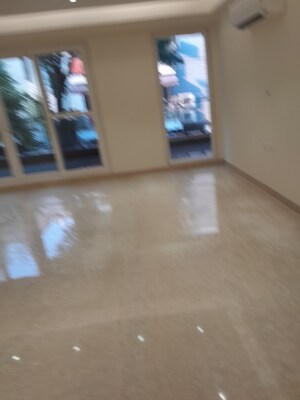 4 BHK Builder Floor For Sale in Shanti Niketan